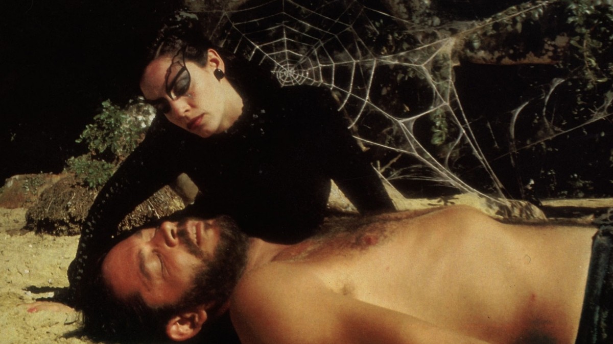 Kiss of the Spider Woman (1985)
